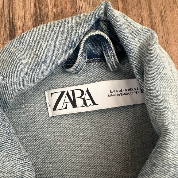 ZARA Jean Jacket - Picture 2 of 4